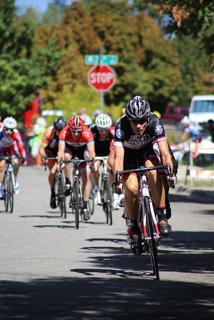 使他成为球 使他成为球